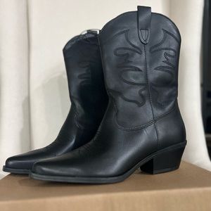 NWT women leather Steve Madden black cowboy cowgirl boots western multi sizes